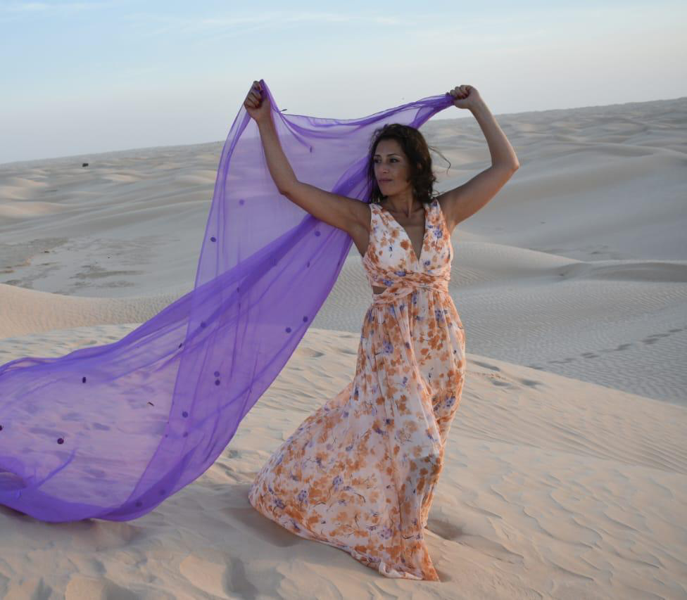 نساء في الصحراء