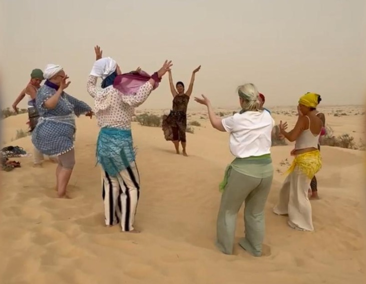 لحظة صحراوية 12