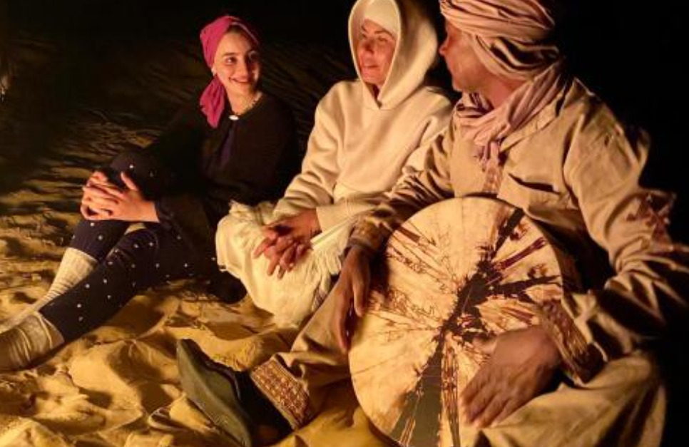 لحظة صحراوية 13