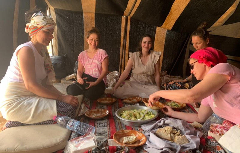 لحظة صحراوية 18